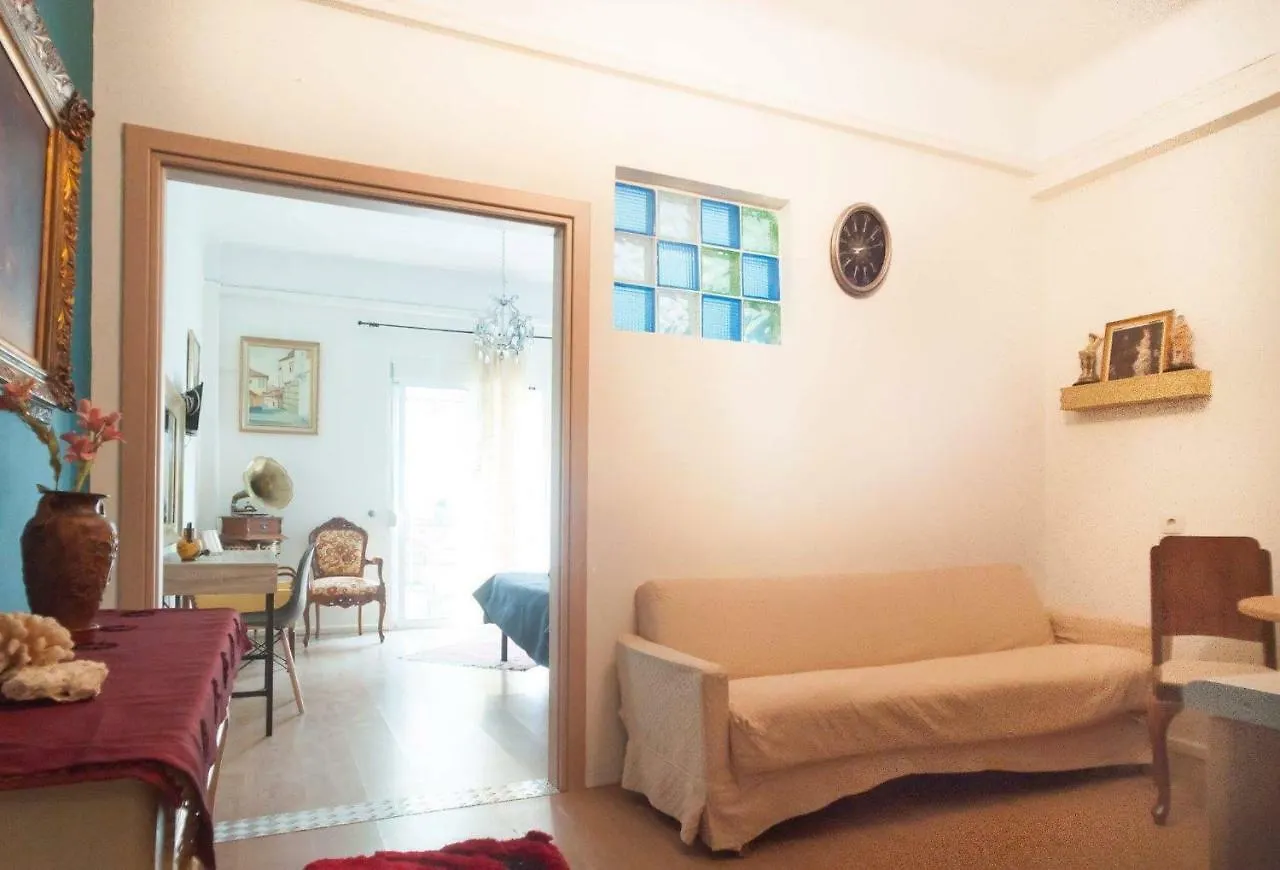 Art Deco Downtown Apartment Thessaloniki